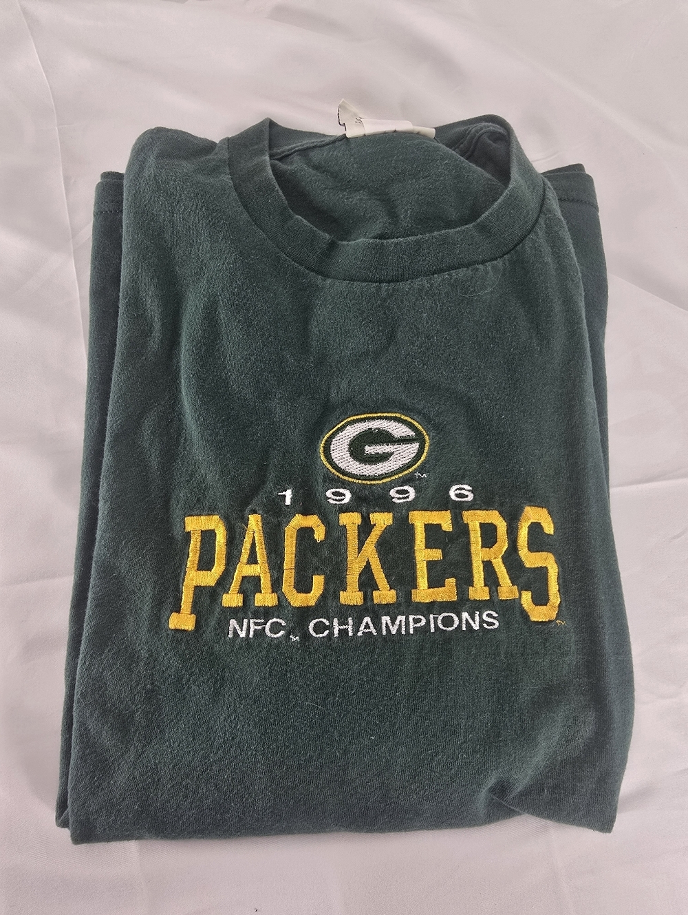 Lee Green Bay Packers Dark Green Crewneck Sweatshirt with Yellow Embroidery